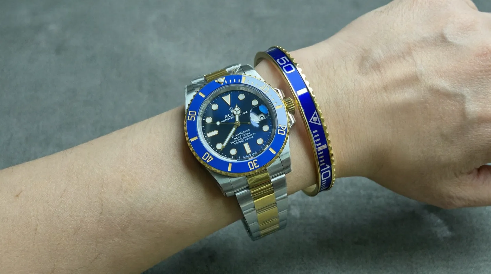 Bluesy Blue Submariner Gold Tone Bracelet