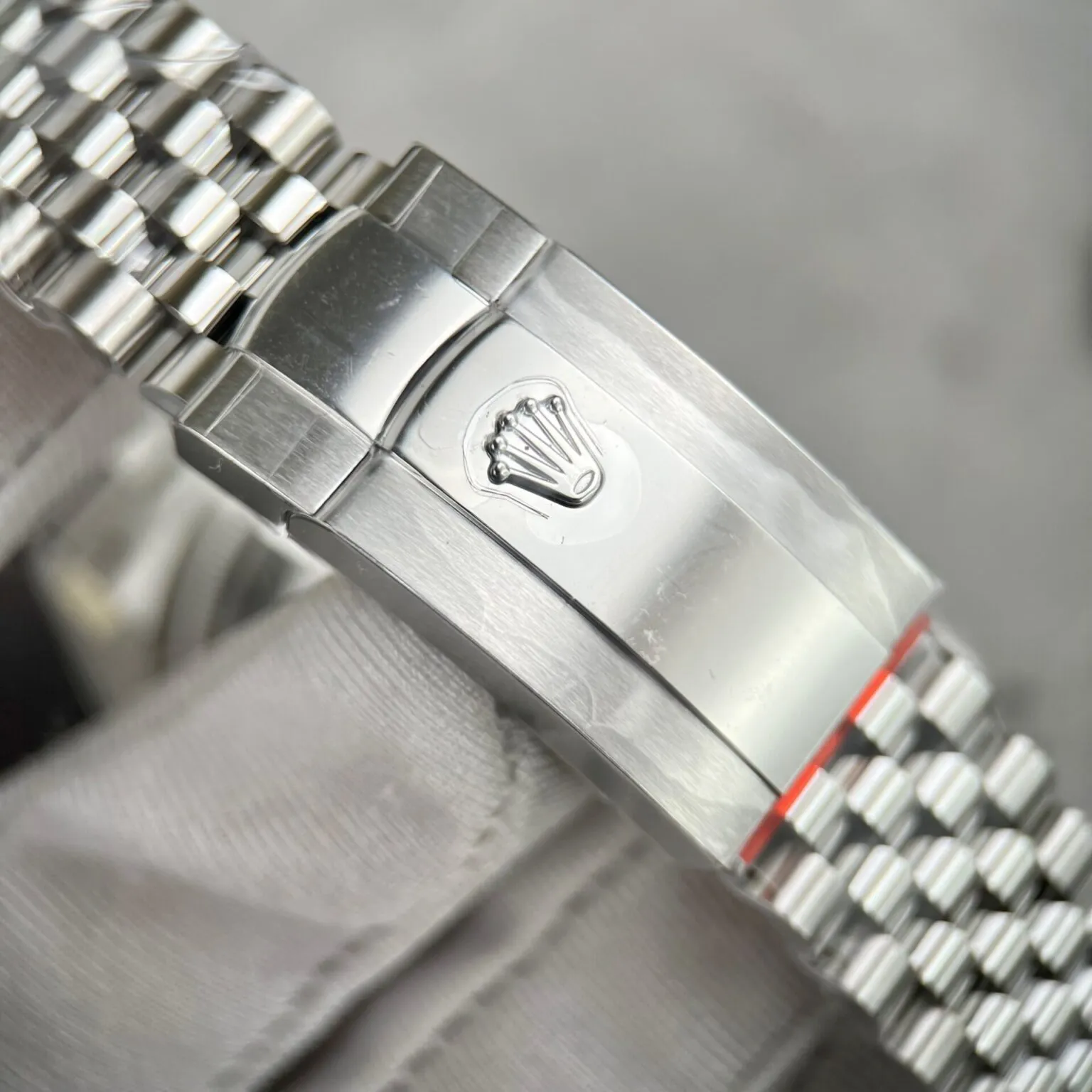 Rolex Datejust White Dial 16220-2 36 mm