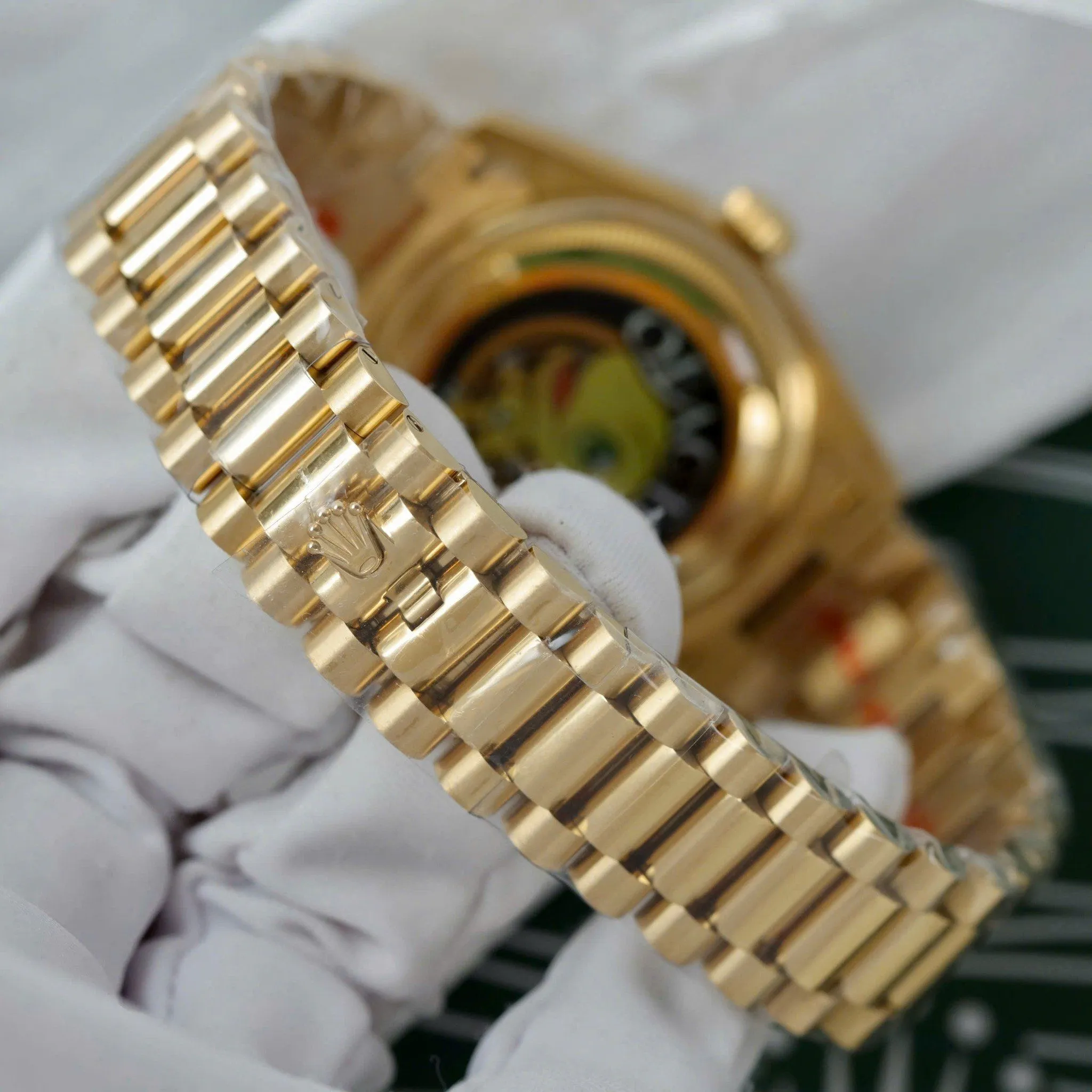 Rolex Day-Date Gold Dial 118238 36 mm