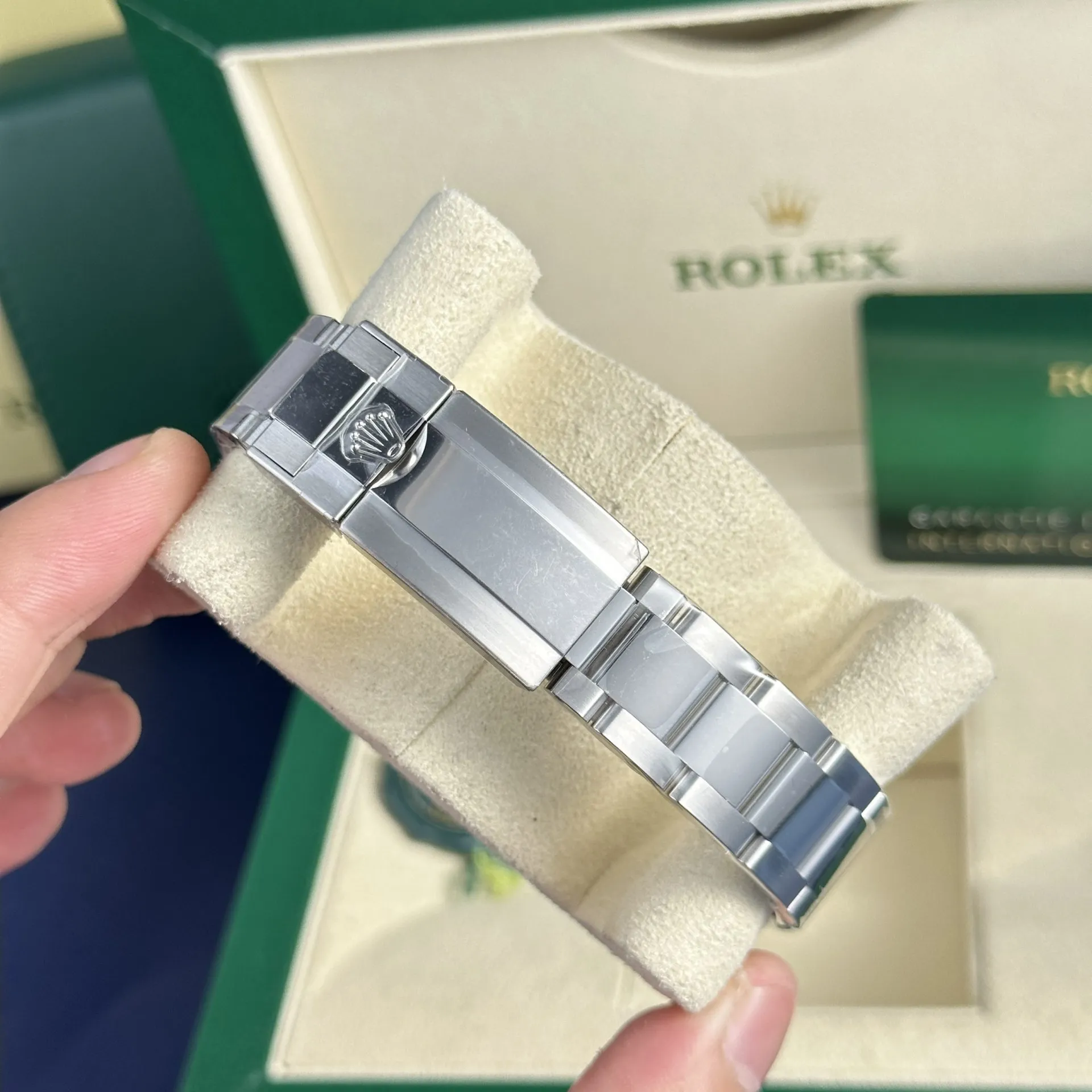 Rolex Daytona Black Dial 126500LN “Godzilla”