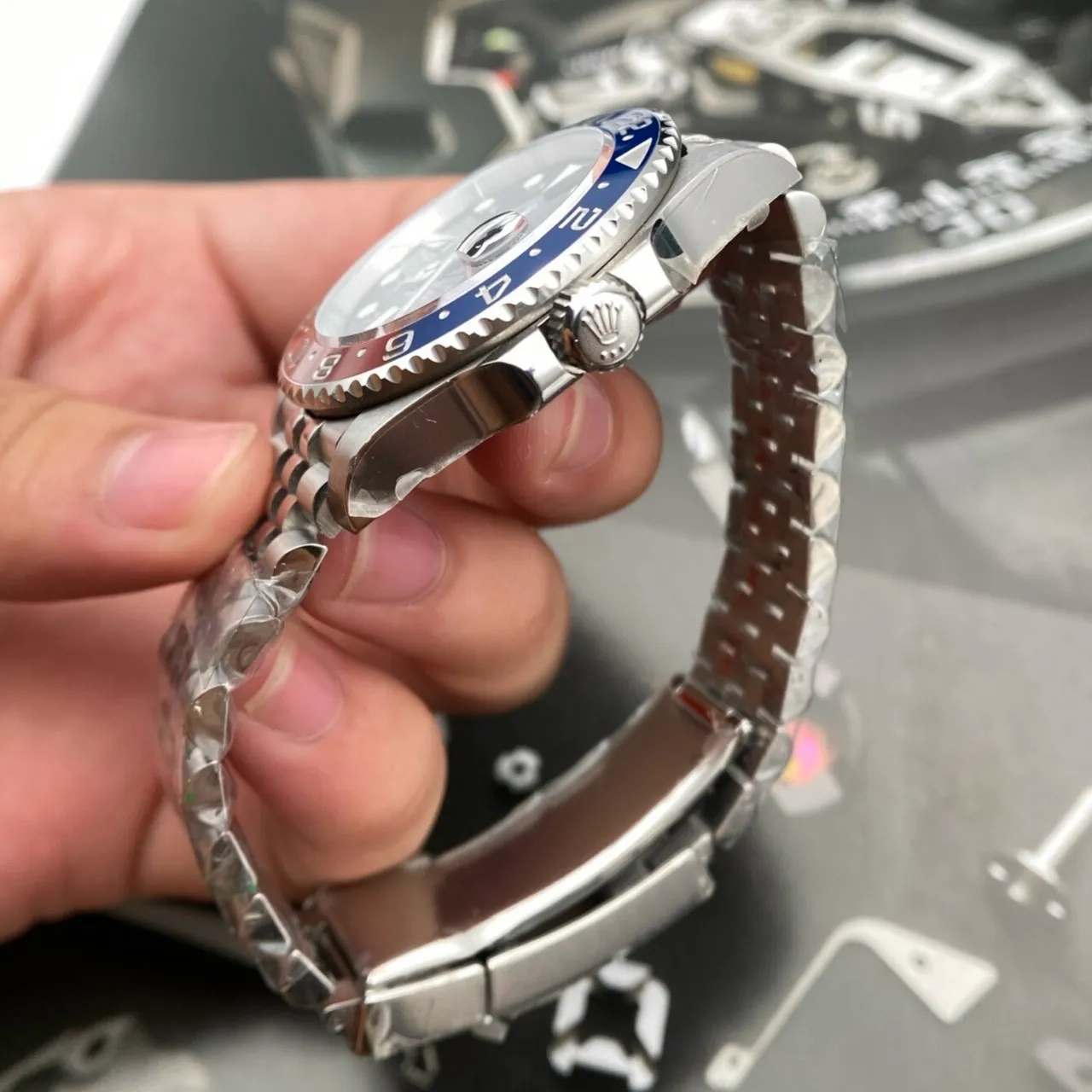 Rolex GMT-Master II 126710BLRO “Pepsi” Jubilee