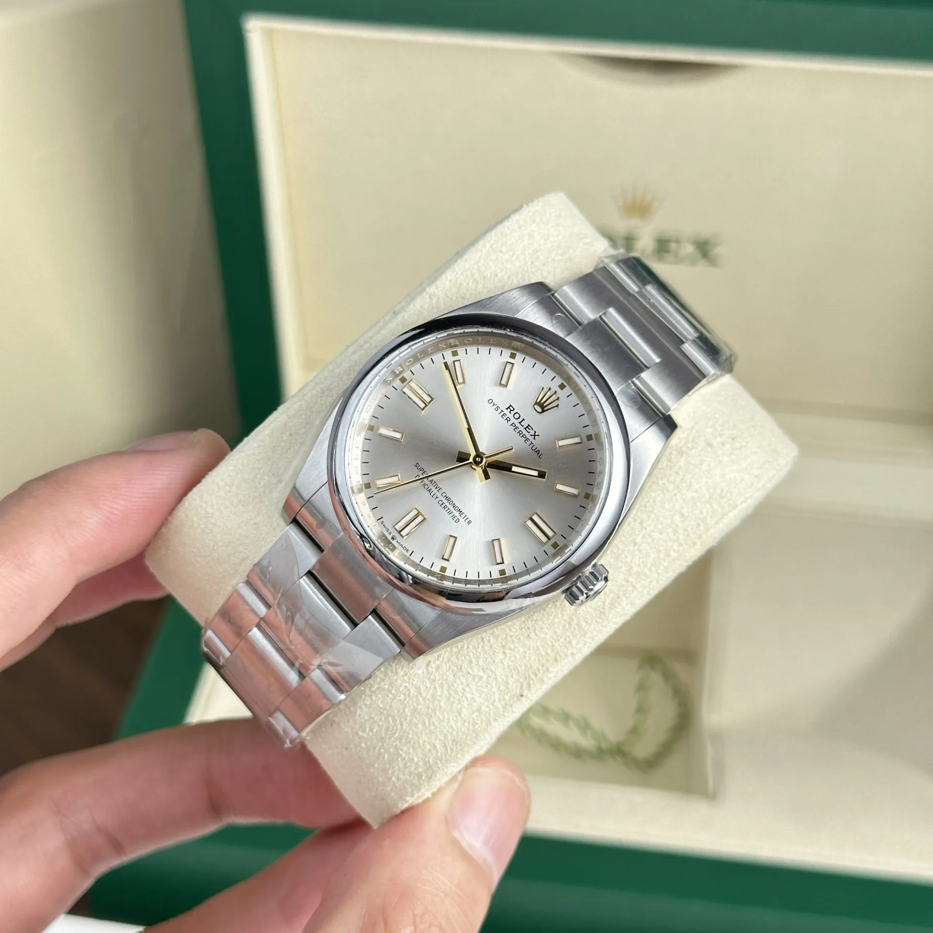 Rolex Oyster Perpetual Lady Silver Dial 277200 31 mm