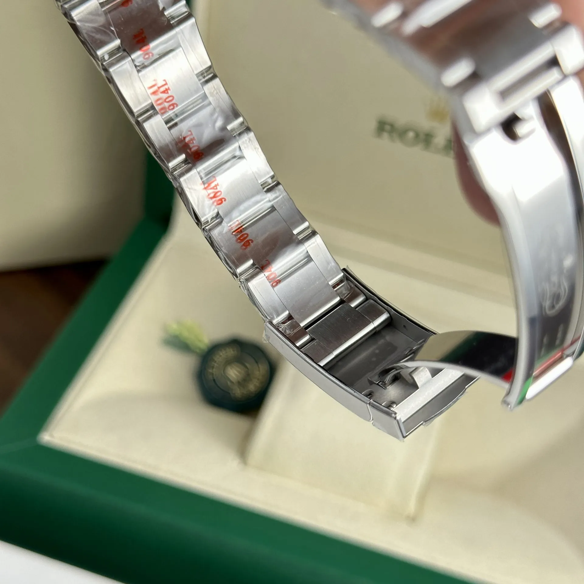 Rolex Oyster Perpetual Green Dial 124300 41 mm