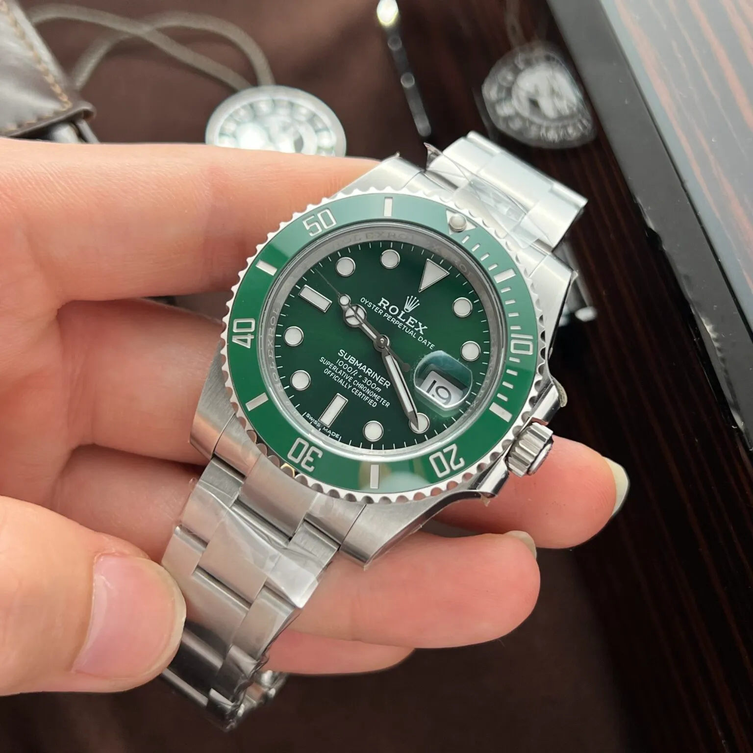 Rolex Submariner Green Dial 116610LV “Hulk”