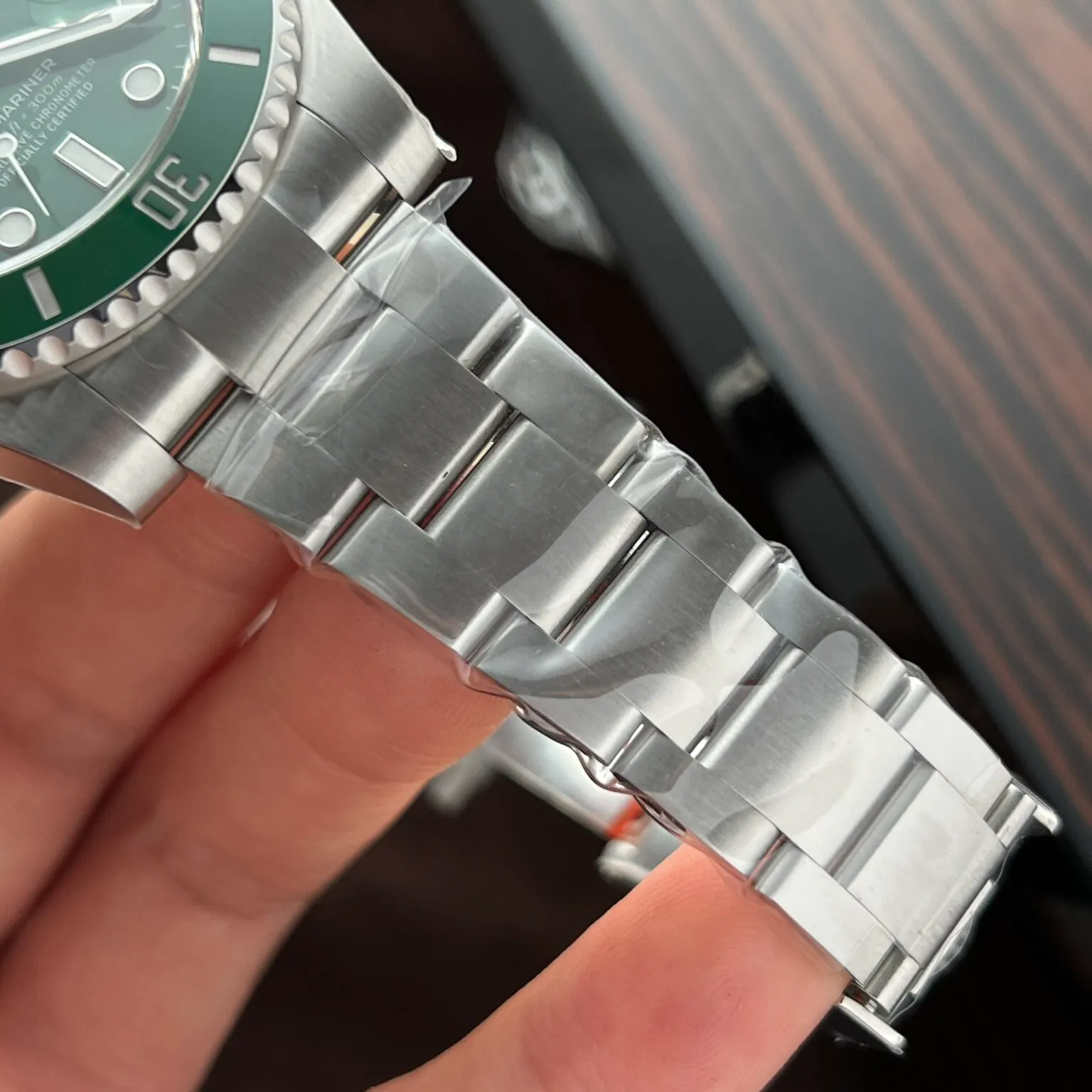 Rolex Submariner Green Dial 116610LV “Hulk”